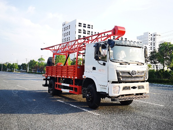 三環(huán)原裝四驅六缸汽車(chē)鉆機